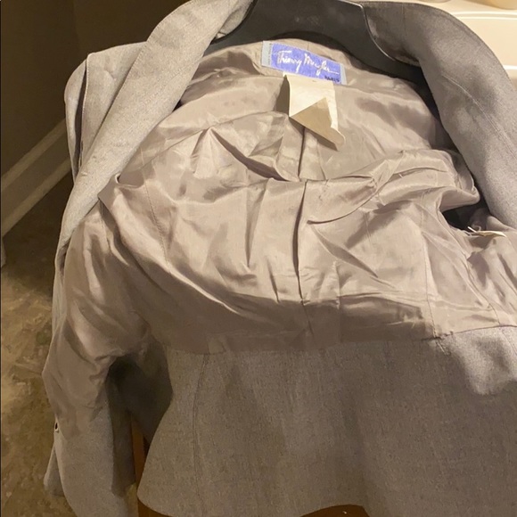 Thierry Mugler Paris tailored blazer..Vintage - Picture 9 of 11